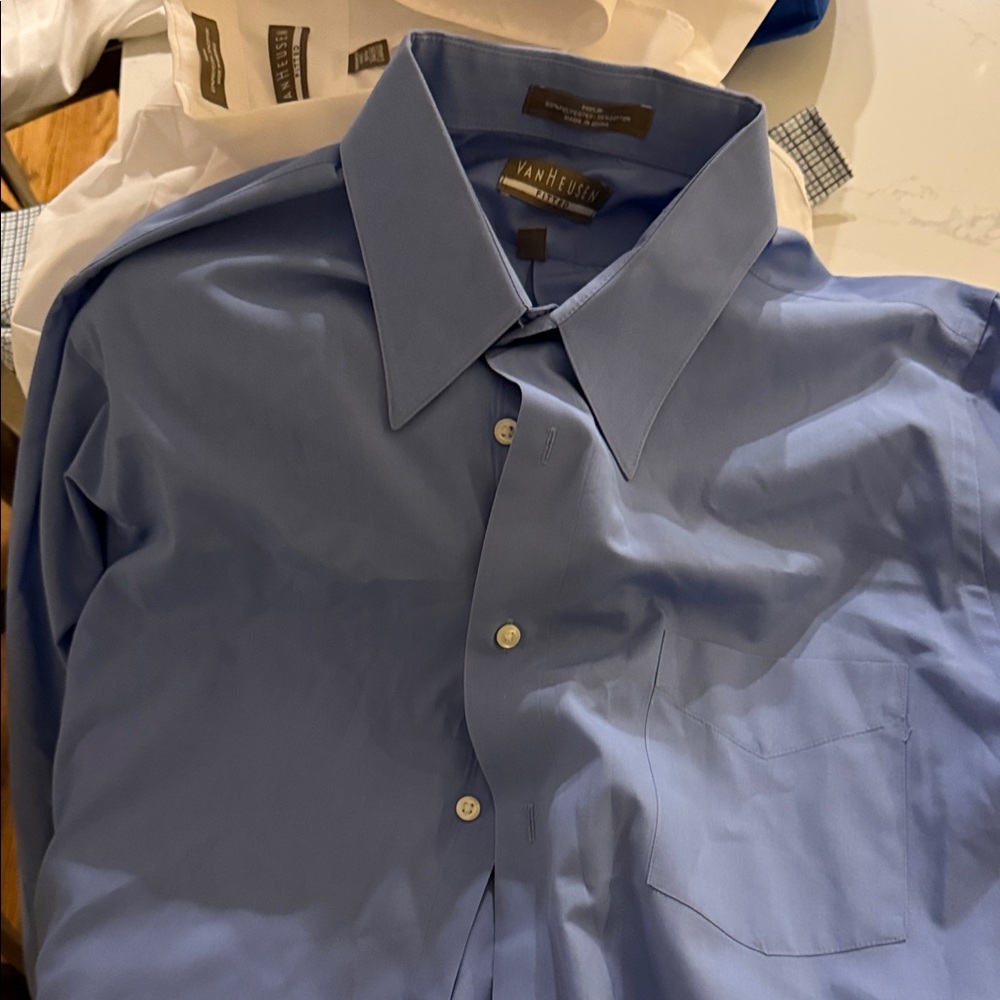 Van Heusen Men's Classic Blue Dress Shirt